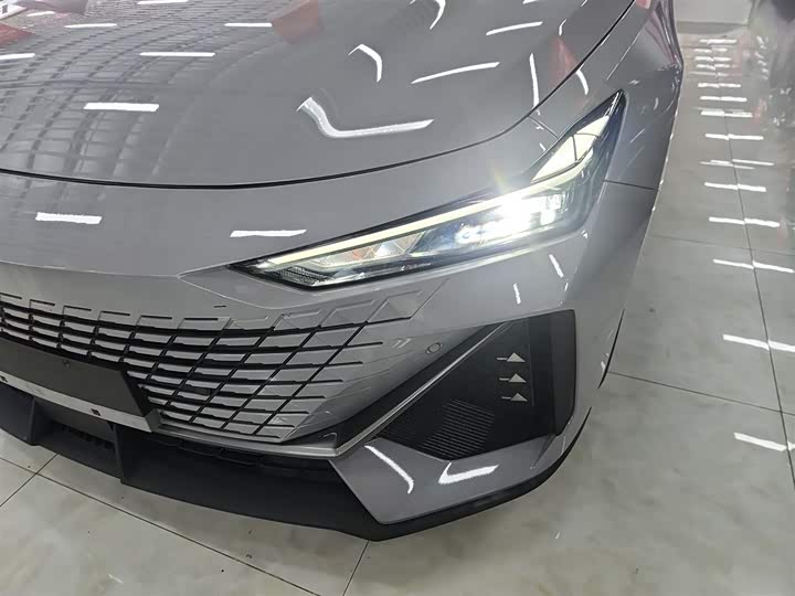 Changan UNI-V Hybrid 2023 2023款 智电iDD 1.5T 113km智趣型