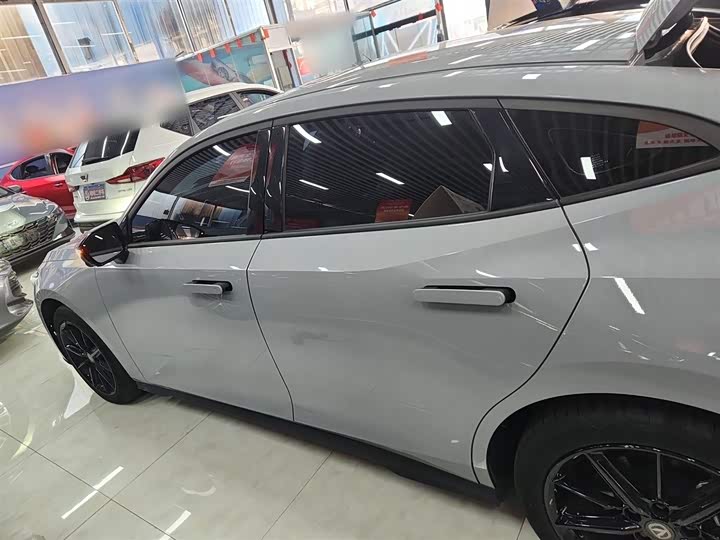 Changan UNI-V Hybrid 2023 2023款 智电iDD 1.5T 113km智趣型
