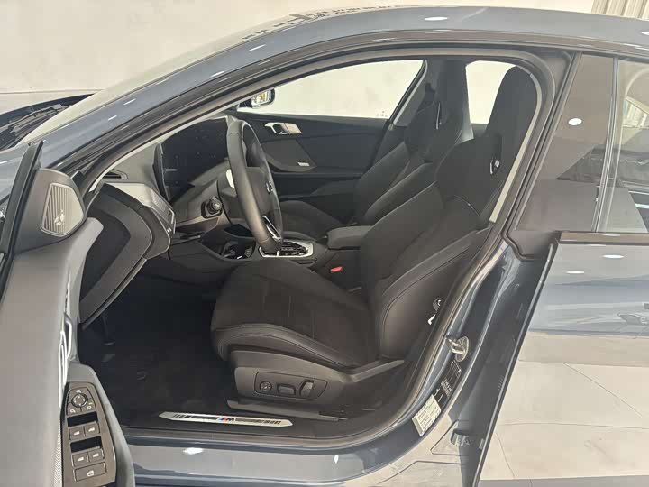 BMW 2 Series 2025 2025款 225L M运动套装