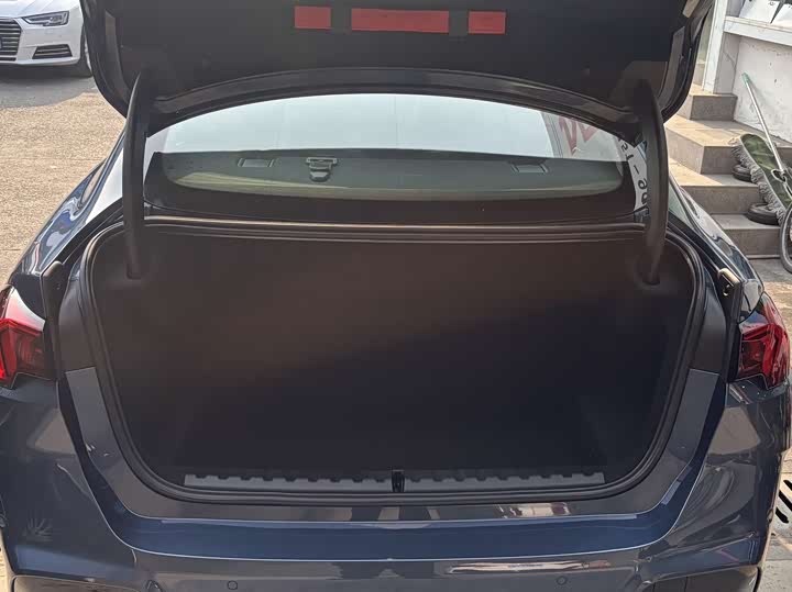 BMW 2 Series 2025 2025款 225L M运动套装