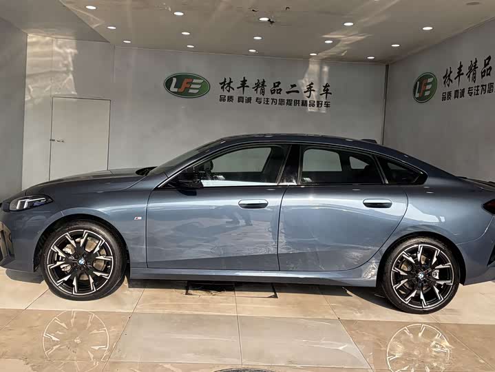BMW 2 Series 2025 2025款 225L M运动套装