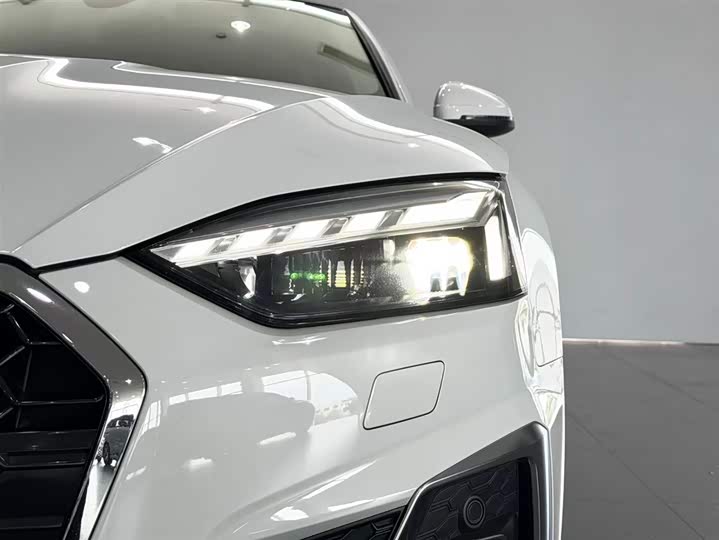 Audi A5 2024 2024款 Sportback 40 TFSI 时尚动感型