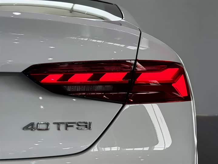 Audi A5 2024 2024款 Sportback 40 TFSI 时尚动感型