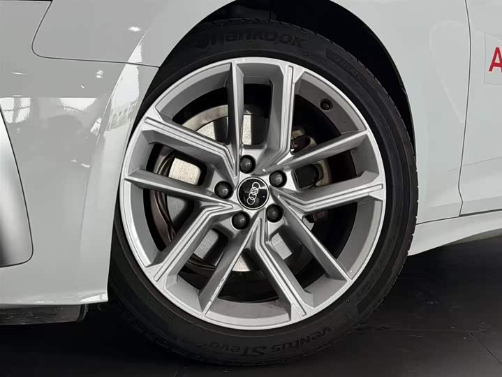 Audi A5 2024 2024款 Sportback 40 TFSI 时尚动感型