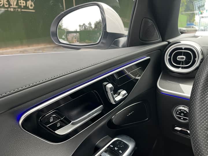 Mercedes-Benz C-Class 2025 2025款 改款 C 260 L 4MATIC 运动版