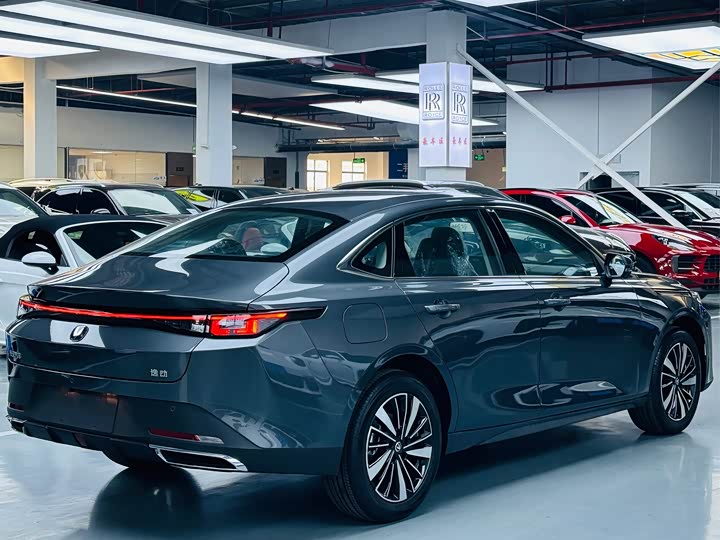 Changan Eado EV 2025 2025款 智慧新蓝鲸 145KM 战舰版