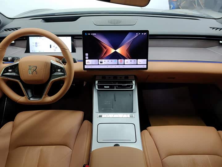 BYD Han L 2025 2025款 DM-p 四驱激光雷达旗舰型