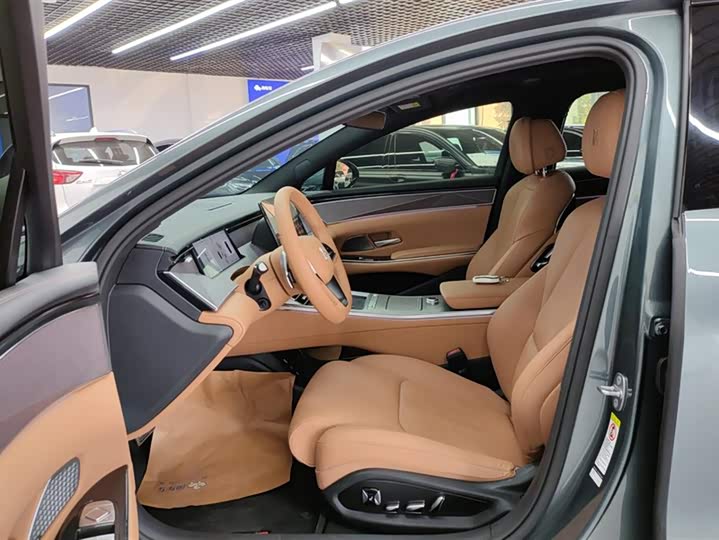 BYD Han L 2025 2025款 DM-p 四驱激光雷达旗舰型