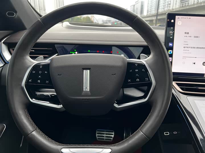 Wey Mocha 2021 2021款 2.0T 两驱特醇版