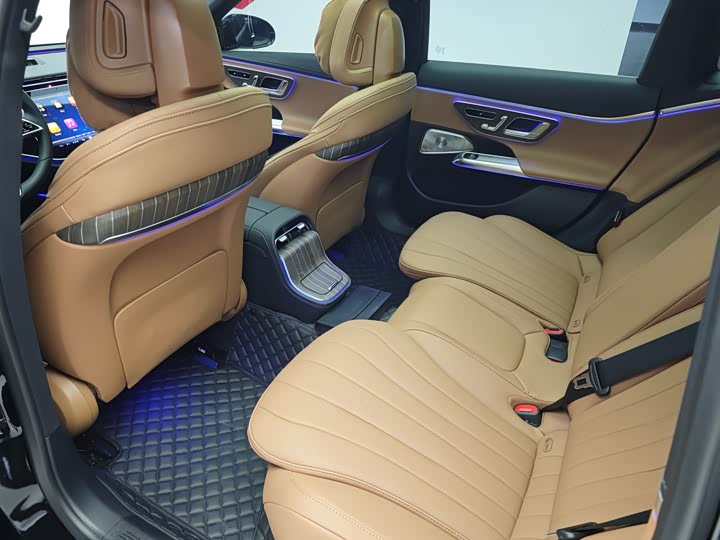 Mercedes-Benz E-Class 2025 2025款 E 300 L 豪华型