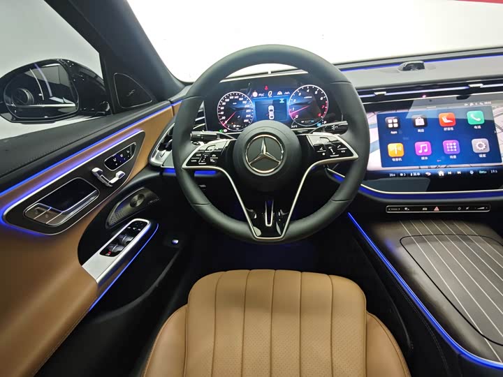 Mercedes-Benz E-Class 2025 2025款 E 300 L 豪华型