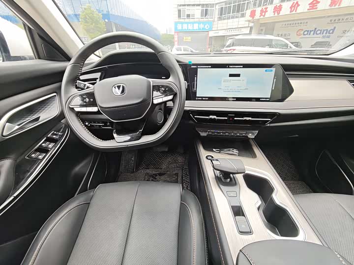 Changan X7 Plus 2024 2024款 1.5T 自动尊耀型 7座