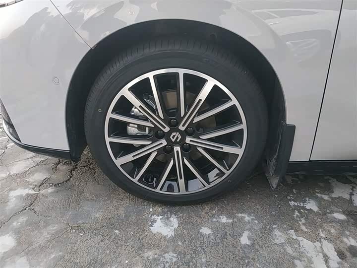 Leapmotor B01 2025 2025款 550舒享版