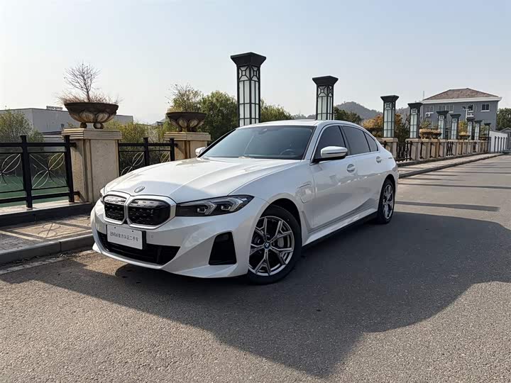 BMW i3 2025 2025款 eDrive 35 L