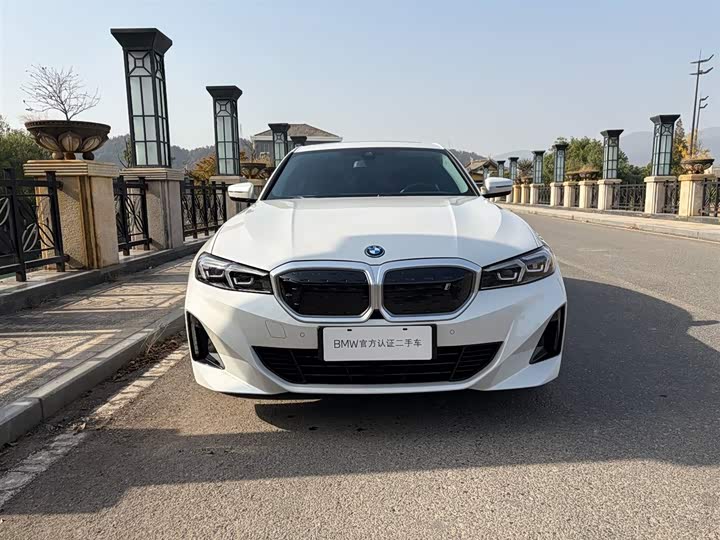 BMW i3 2025 2025款 eDrive 35 L