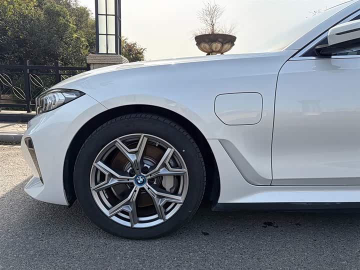 BMW i3 2025 2025款 eDrive 35 L