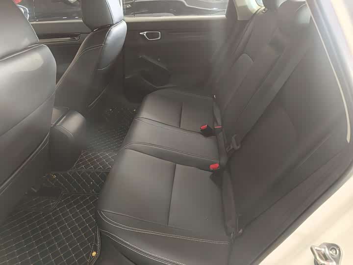 Honda Civic 2023 2023款 HATCHBACK 240TURBO CVT极锐版