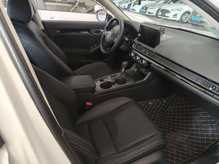 Honda Civic 2023 2023款 HATCHBACK 240TURBO CVT极锐版