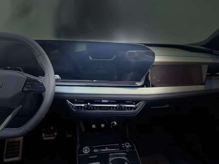 Audi Q6L e-tron 2026 2026款 首发领航版