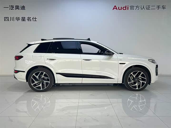 Audi Q6L e-tron 2026 2026款 首发领航版