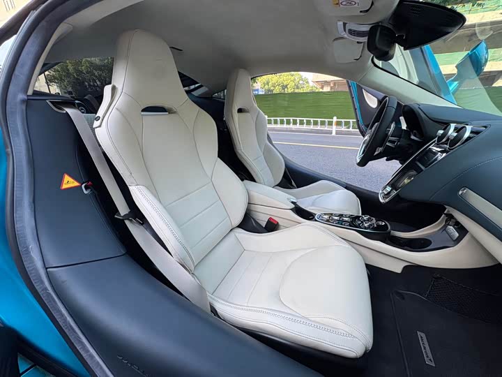McLaren GT 2023 2023款 4.0T 标准型