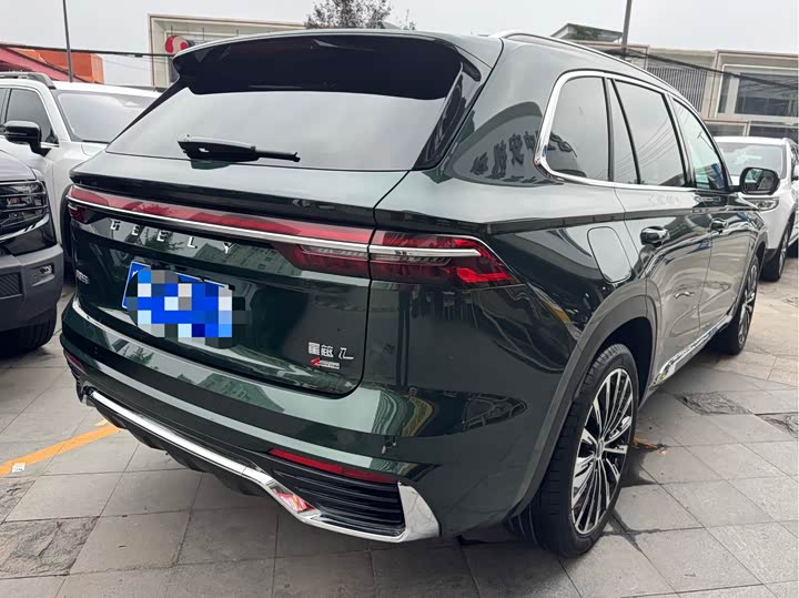 Geely Monjaro 2025 2025款 东方曜 2.0TD 自动四驱望月版