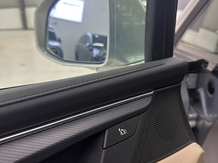 Buick GL8 Hybrid 2025 2025款 陆尚 智享版 7座