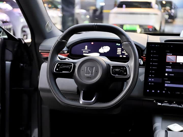 Zeekr 7X 2025 2025款 100kWh 长续航后驱智驾版