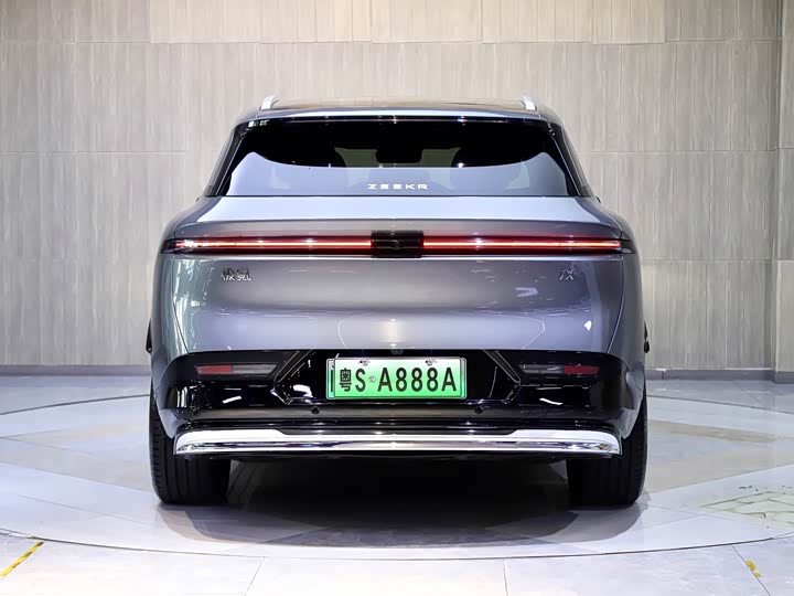 Zeekr 7X 2025 2025款 100kWh 长续航后驱智驾版