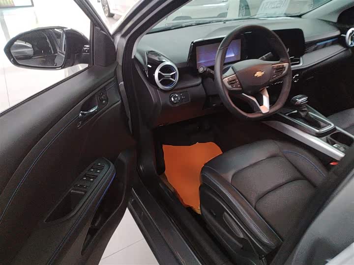 Chevrolet Monza 2024 2024款 1.3T 轻混自动尊享版