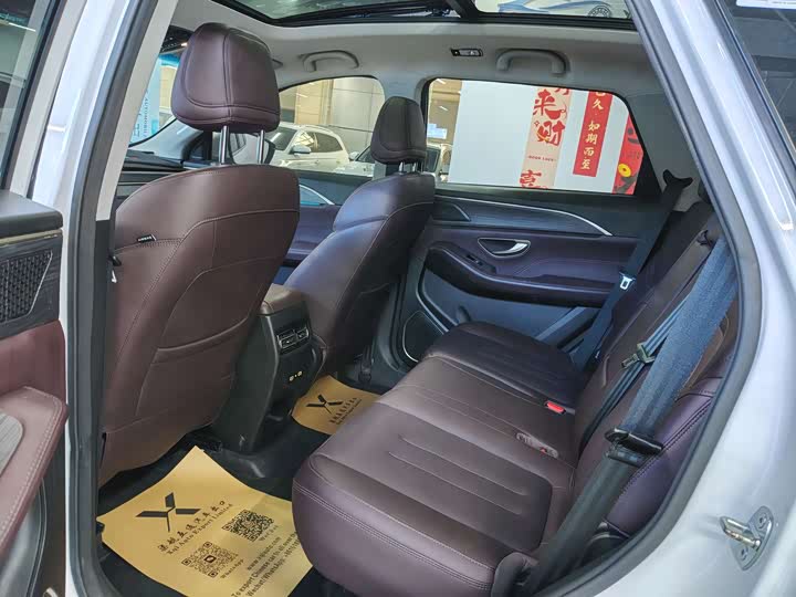 Jetour X90 Plus 2024 2024款 1.6TD DCT别墅PRO 7座