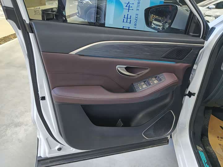 Jetour X90 Plus 2024 2024款 1.6TD DCT别墅PRO 7座