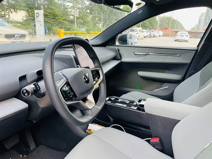 Volvo EX30 2025 2025款 后驱长续航版 Ultra