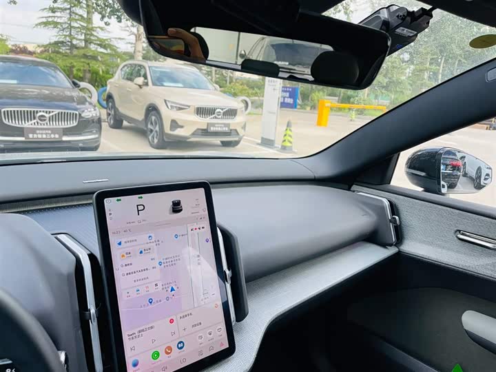 Volvo EX30 2025 2025款 后驱长续航版 Ultra