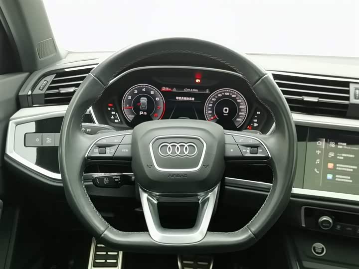 Audi Q3 2024 2024款 35 TFSI 时尚动感型
