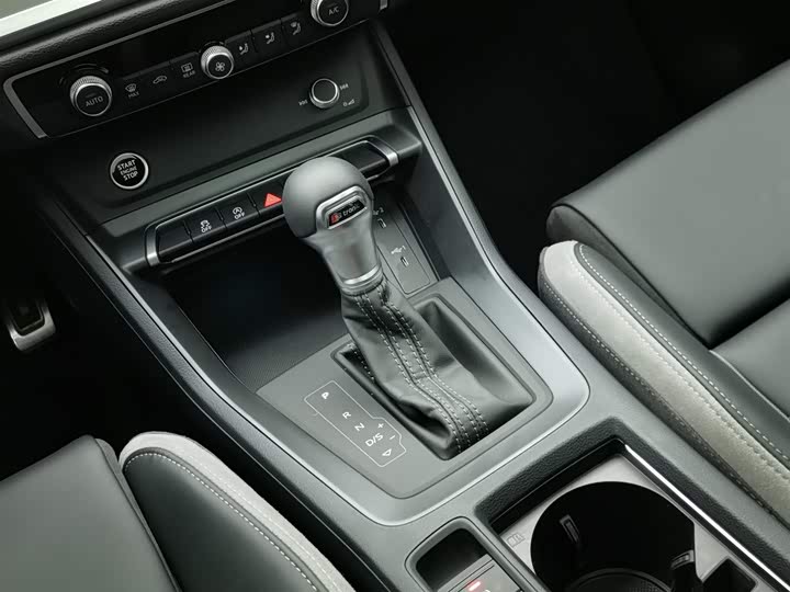 Audi Q3 2024 2024款 35 TFSI 时尚动感型