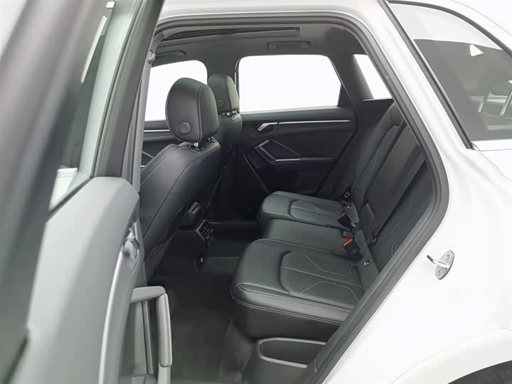 Audi Q3 2024 2024款 35 TFSI 时尚动感型