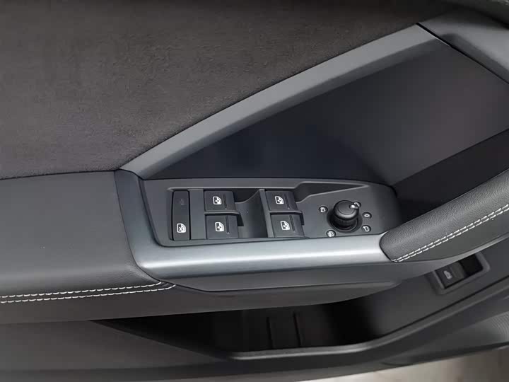 Audi Q3 2024 2024款 35 TFSI 时尚动感型