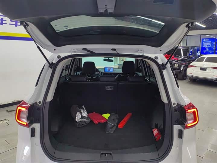 Dongfeng Forthing T5 2021 2021款 1.5T 自动舒适型