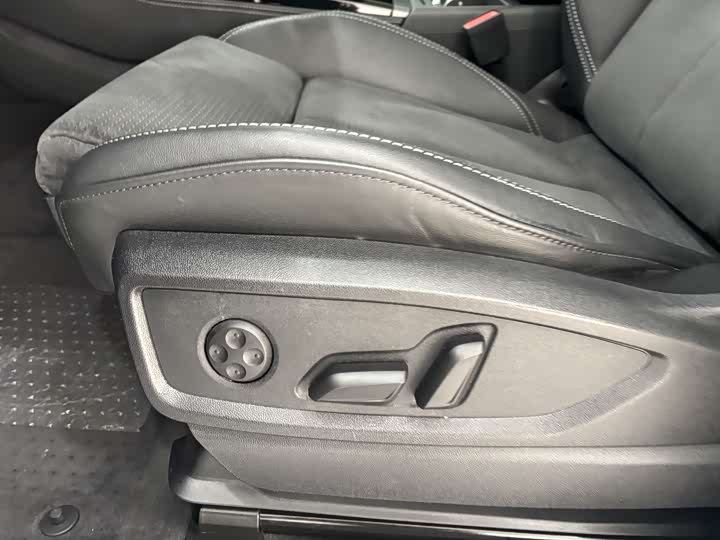 Audi Q5L Sportback 2022 2022款 45 TFSI 臻选型