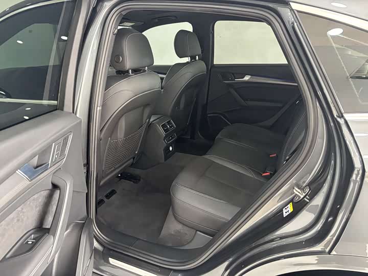 Audi Q5L Sportback 2022 2022款 45 TFSI 臻选型