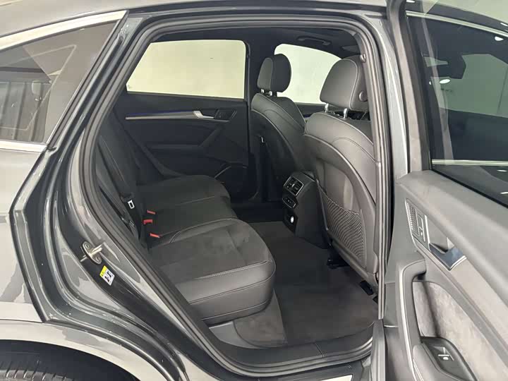 Audi Q5L Sportback 2022 2022款 45 TFSI 臻选型