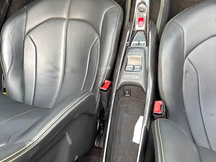 Ferrari F8 2020 2020款 Spider 3.9T V8