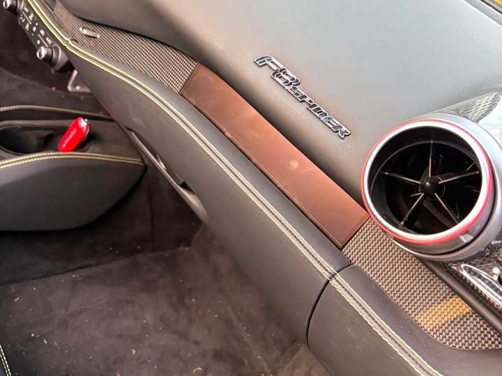 Ferrari F8 2020 2020款 Spider 3.9T V8