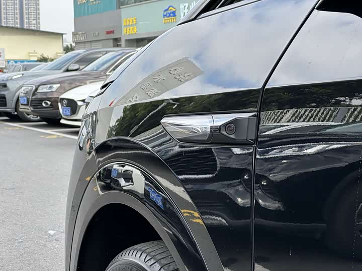 XPeng X9 2025 2025款 纯电 650长续航 Max