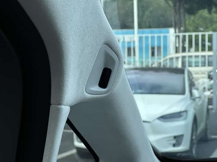 XPeng X9 2025 2025款 纯电 650长续航 Max