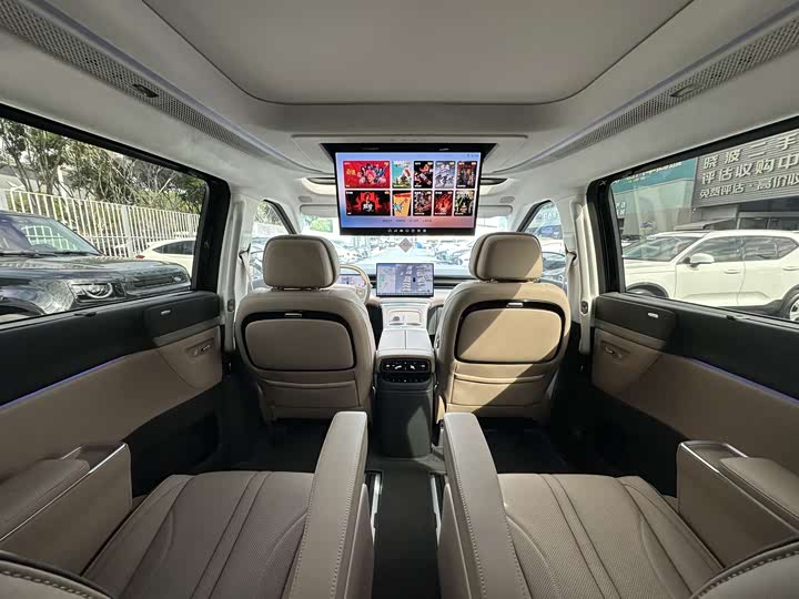 XPeng X9 2025 2025款 纯电 650长续航 Max