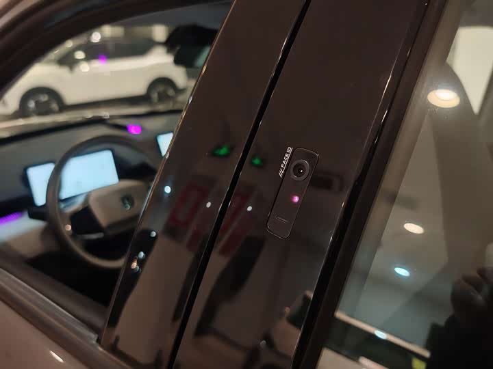 Changan UNI-Z Hybrid 2024 2024款 蓝鲸智电iDD 125km 卓越型