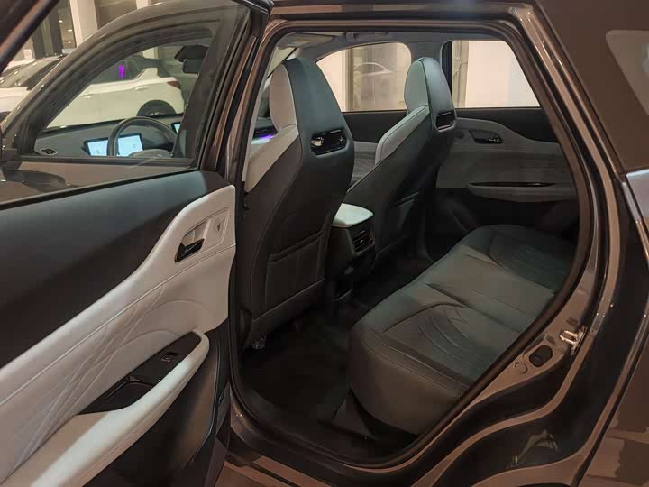 Changan UNI-Z Hybrid 2024 2024款 蓝鲸智电iDD 125km 卓越型