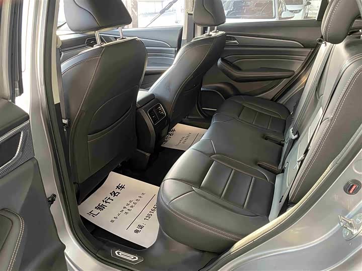 Haval F7x 2021 2021款 1.5T 两驱极智潮玩版